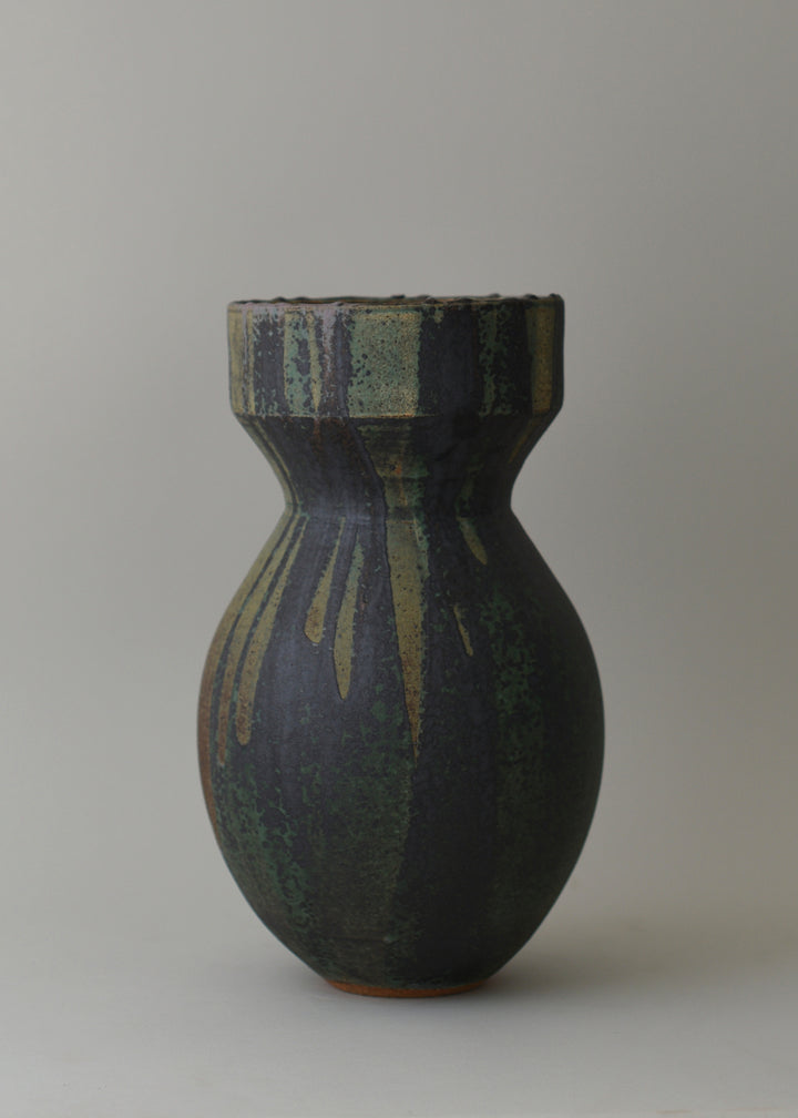 Extra Large Flora Series in Lichen - Victoria Morris Pottery