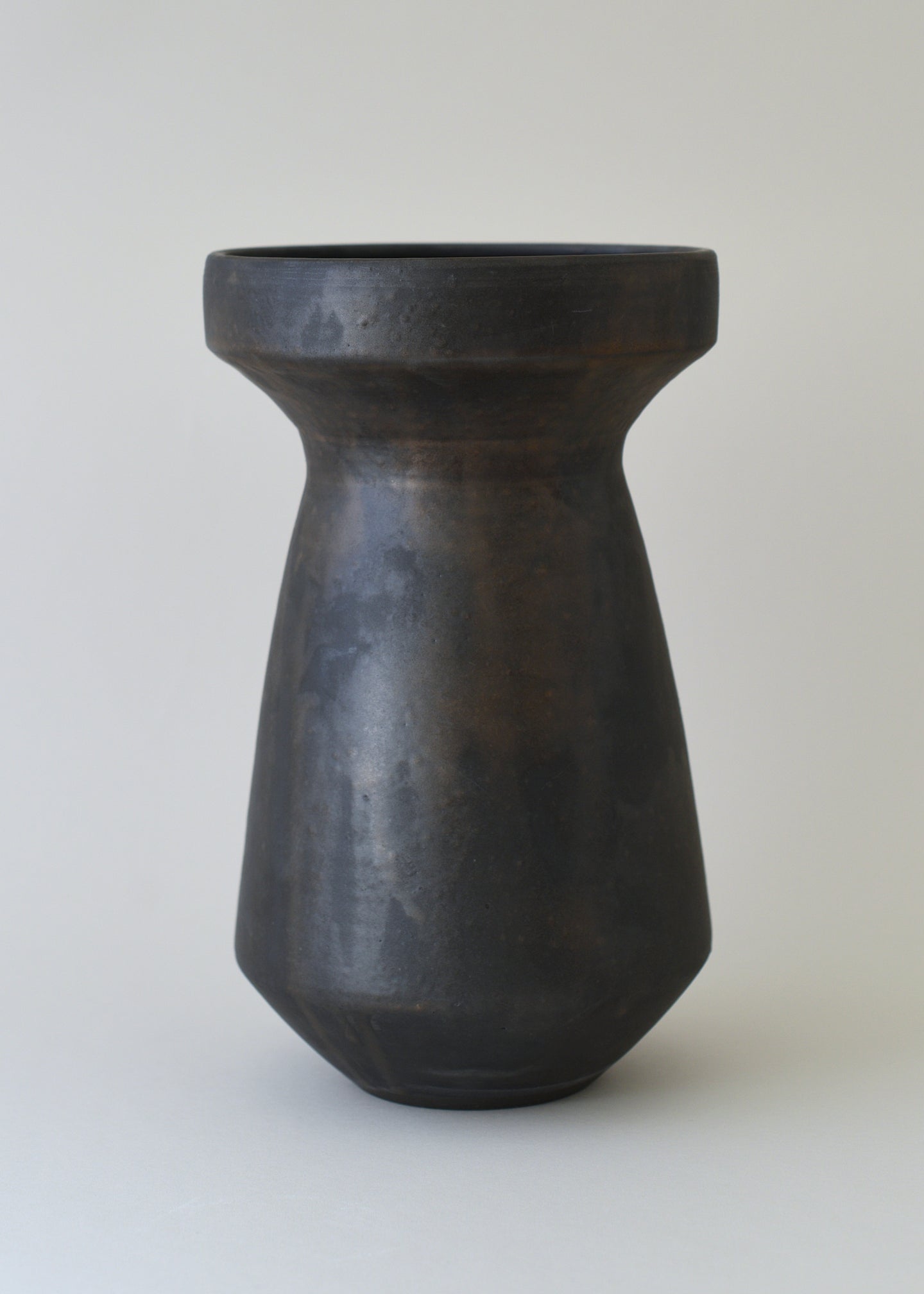 Extra Large Hera Vase no. 5 in Bronze - Victoria Morris Pottery