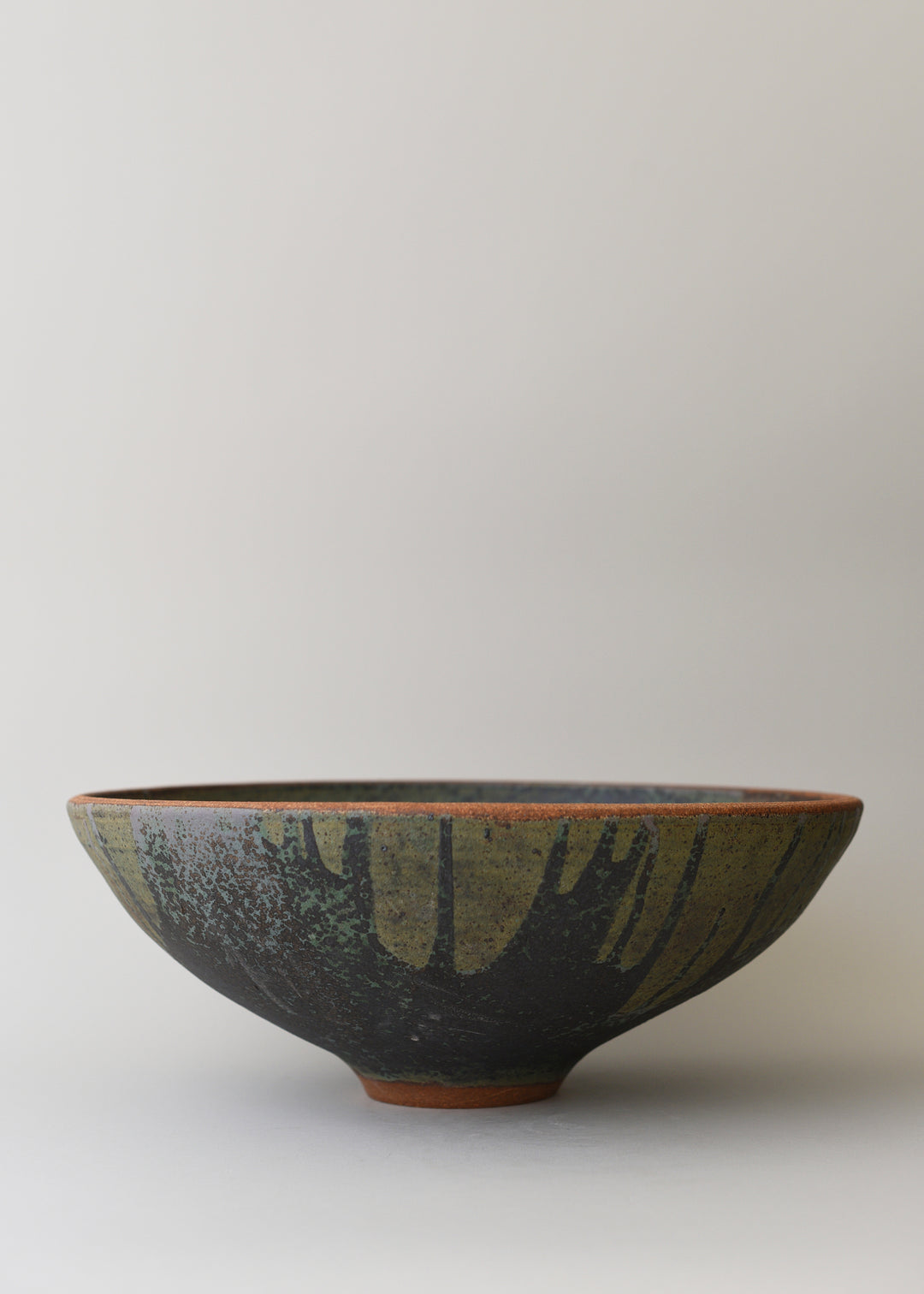 Extra Large Lucy Serving Bowl in Lichen - Victoria Morris Pottery