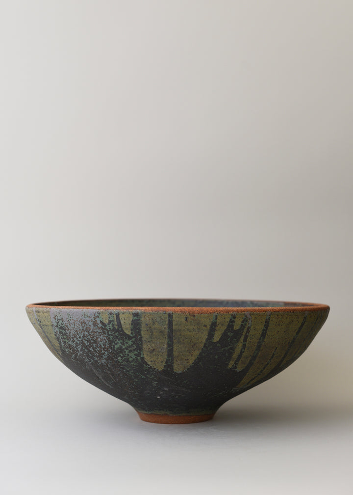 Extra Large Lucy Serving Bowl in Lichen - Victoria Morris Pottery