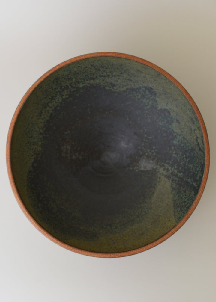 Extra Large Lucy Serving Bowl in Lichen - Victoria Morris Pottery