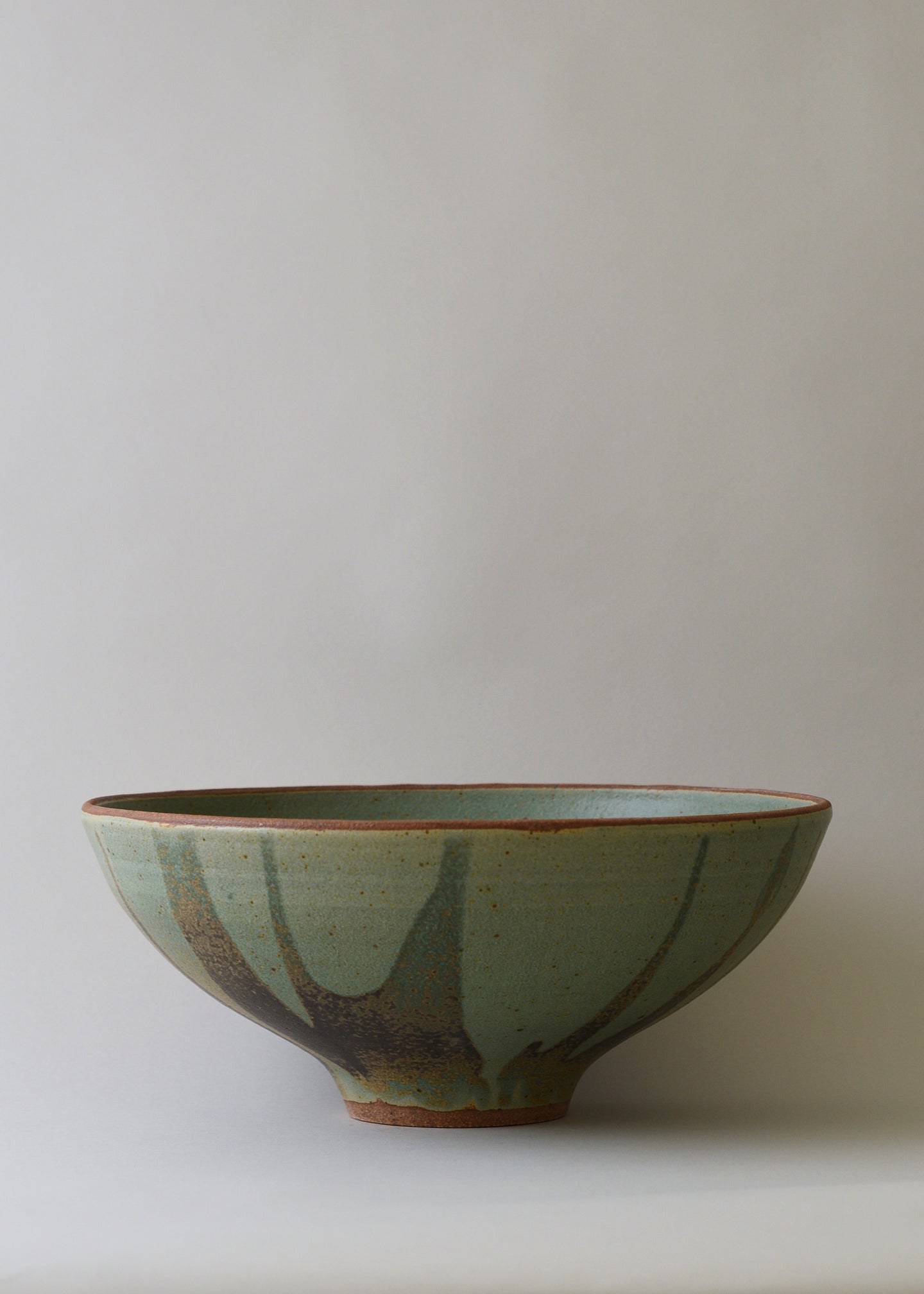 Extra Large Lucy Serving Bowl in Poured Copper Green - Victoria Morris Pottery
