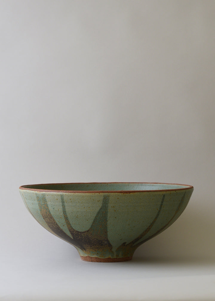 Extra Large Lucy Serving Bowl in Poured Copper Green - Victoria Morris Pottery