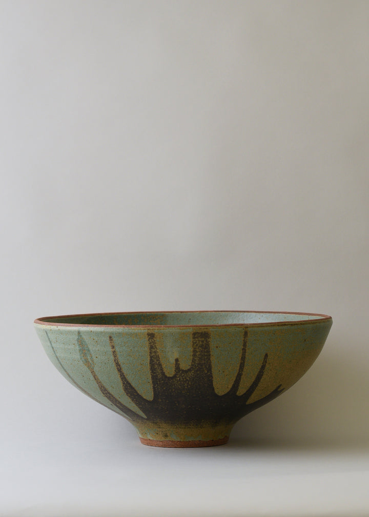 Extra Large Lucy Serving Bowl in Poured Copper Green - Victoria Morris Pottery