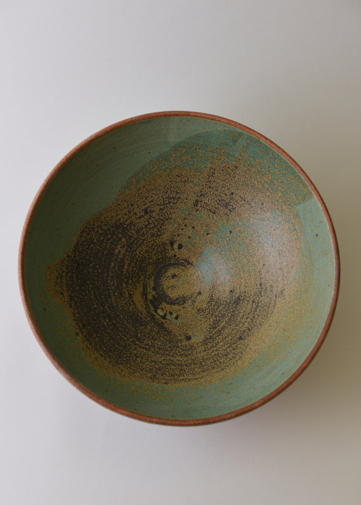 Extra Large Lucy Serving Bowl in Poured Copper Green - Victoria Morris Pottery