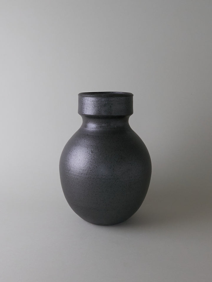 Large Flora Vase No.13 in Iron Black - Victoria Morris Pottery