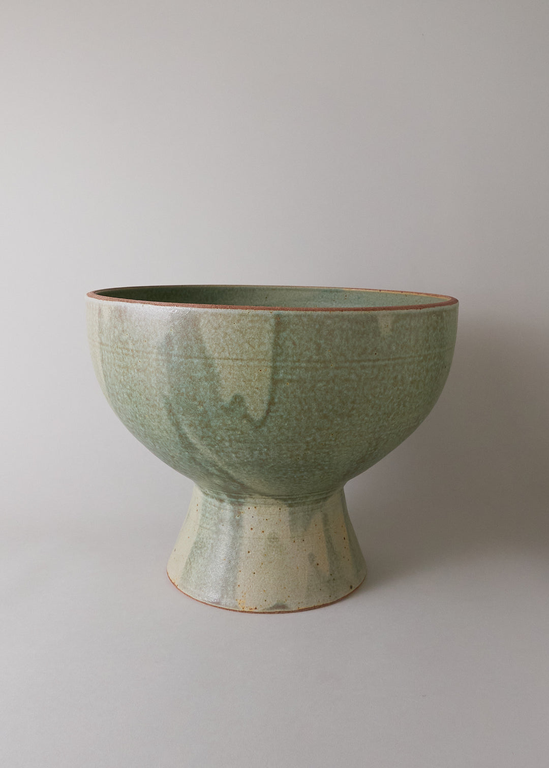 Footed Bowl in Cobre Green - Victoria Morris Pottery