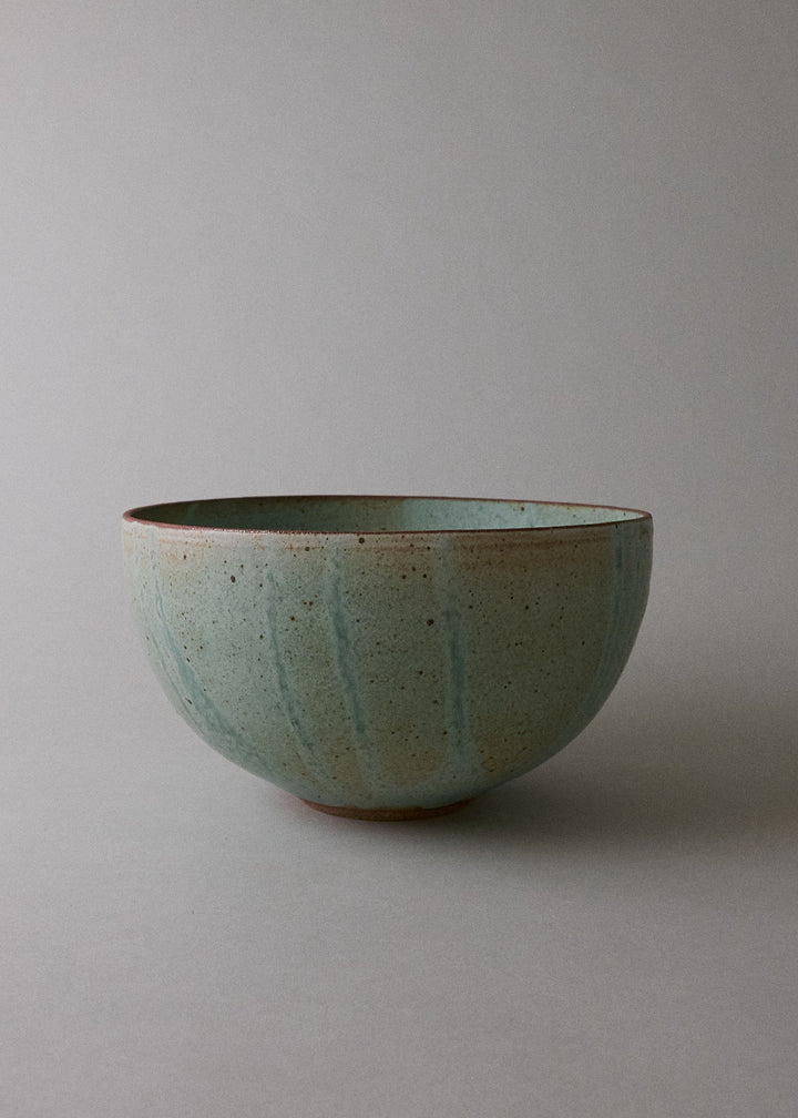 Maru Bowl in Copper Green - Victoria Morris Pottery