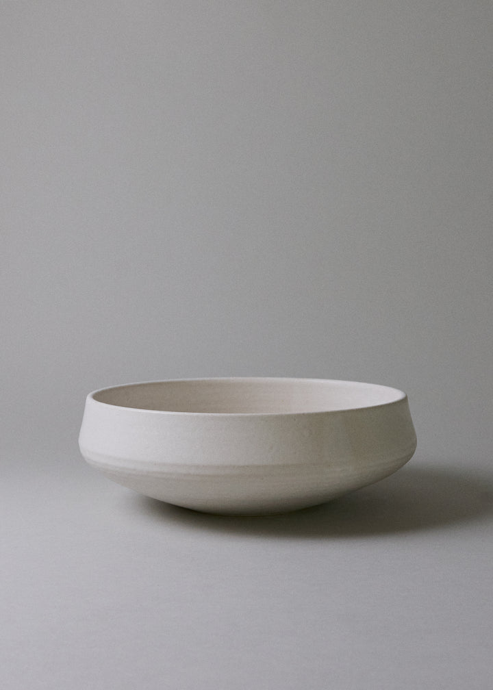 Rounded Bowl in Ivory - Victoria Morris Pottery