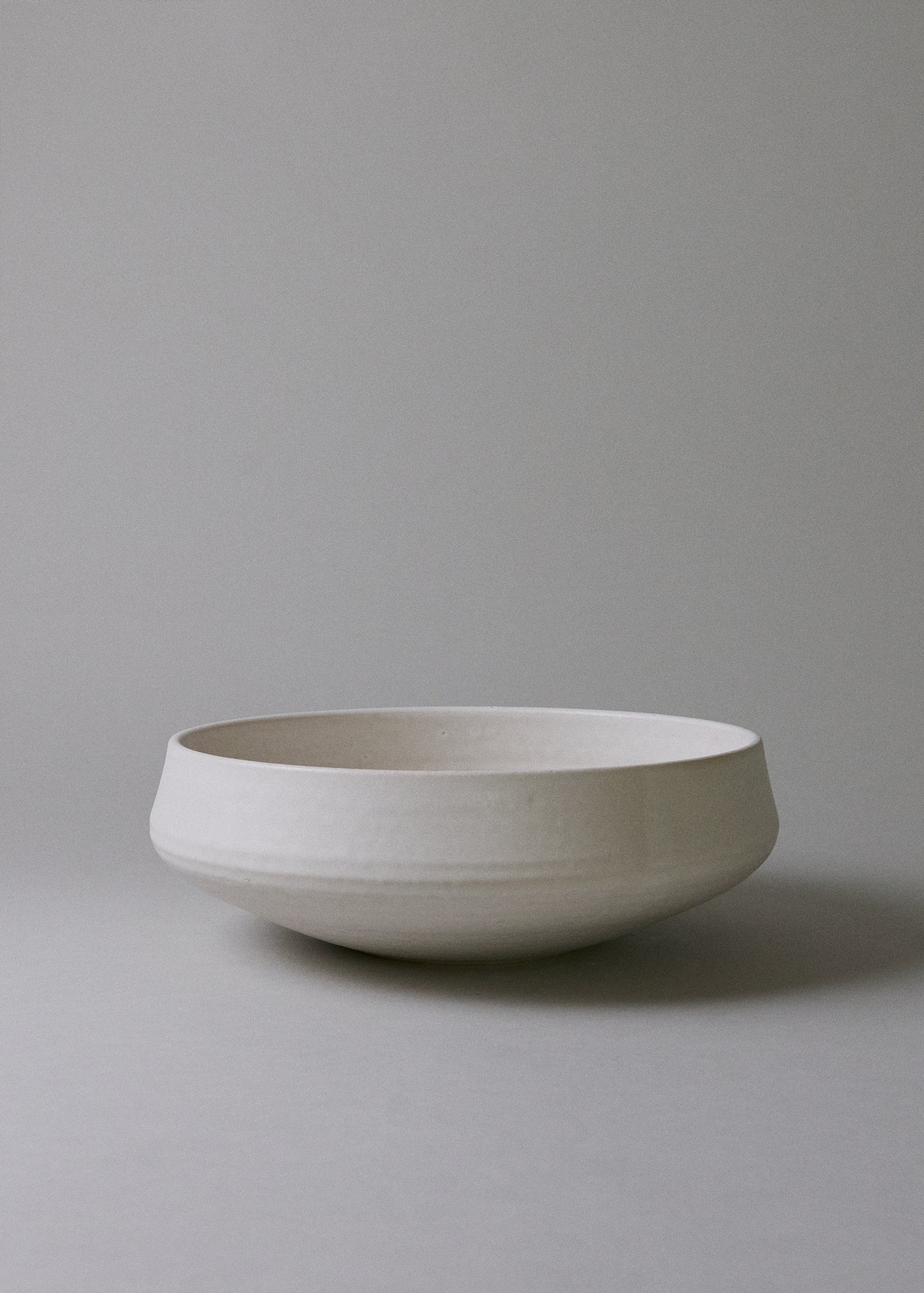 Rounded Bowl in Ivory - Victoria Morris Pottery