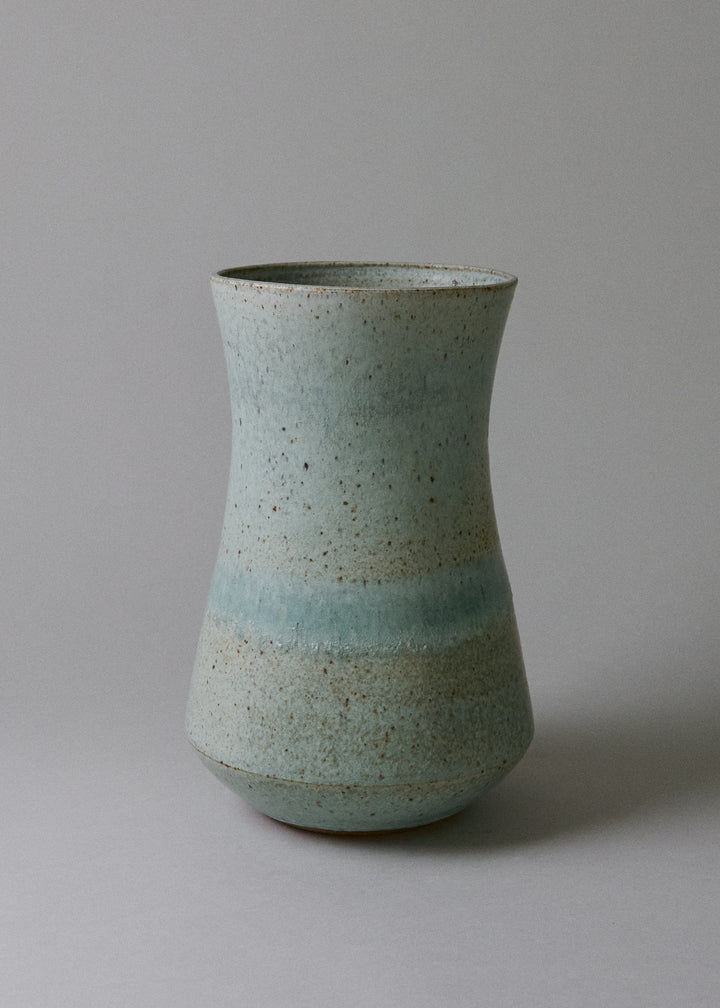 Artemis Vase in Cobre Green - Victoria Morris Pottery