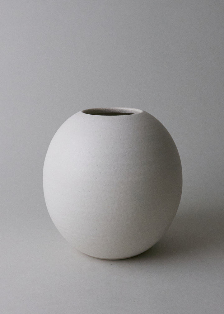 Essential Orb Vase in Ivory - Victoria Morris Pottery